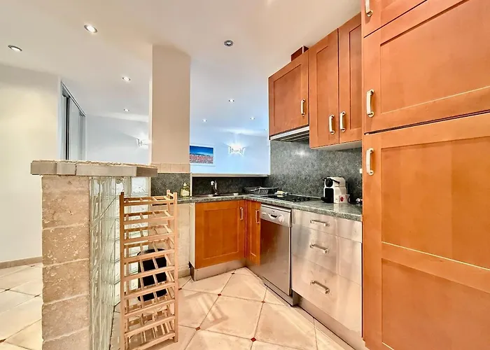 Hypercentre - Vue - 50m Daire *